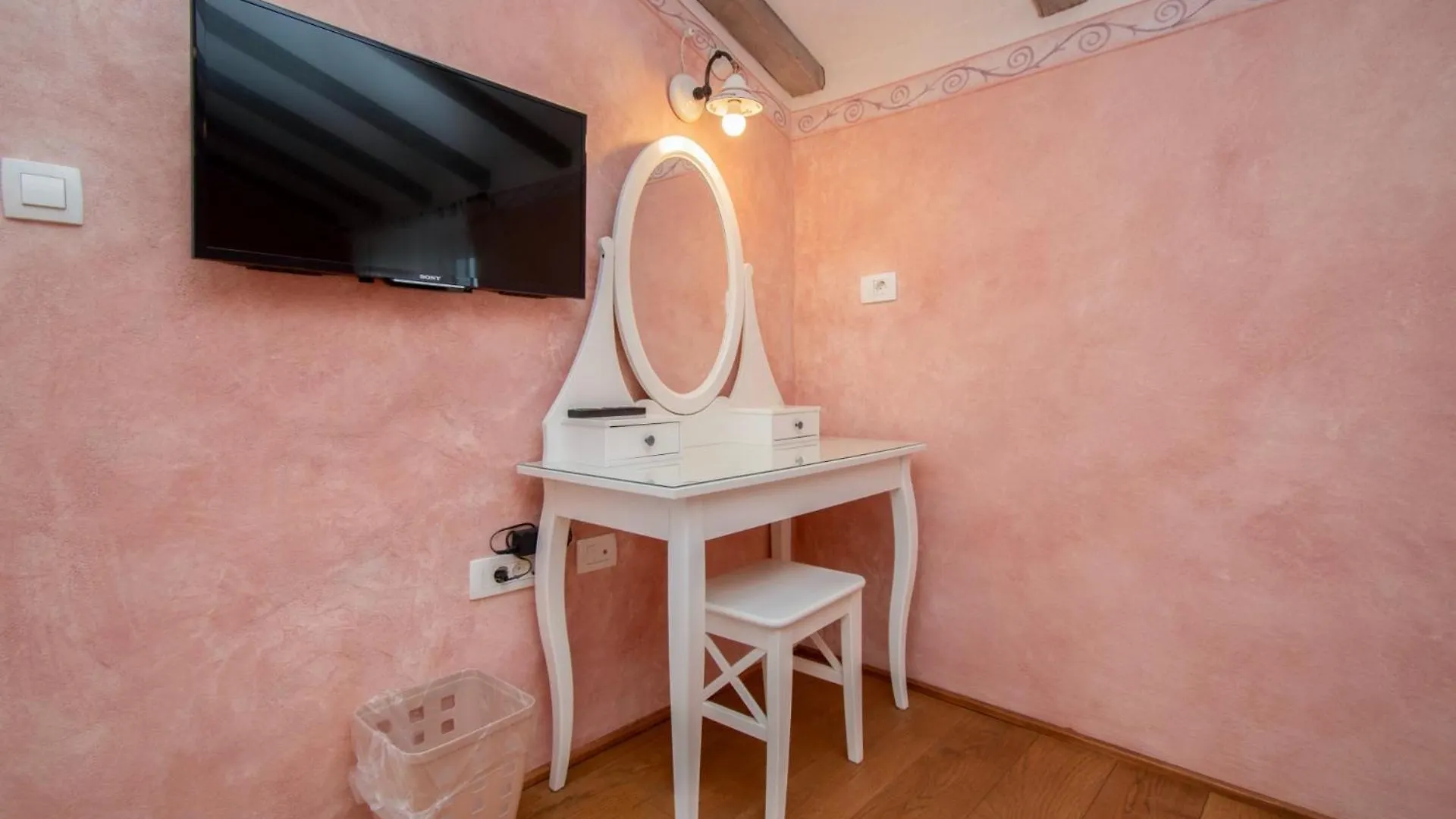 Villa Vlacich With Sea View Trgetari 0*,  Croacia