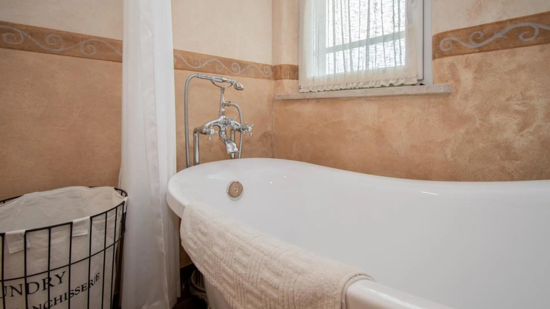 Villa Vlacich With Sea View Trgetari