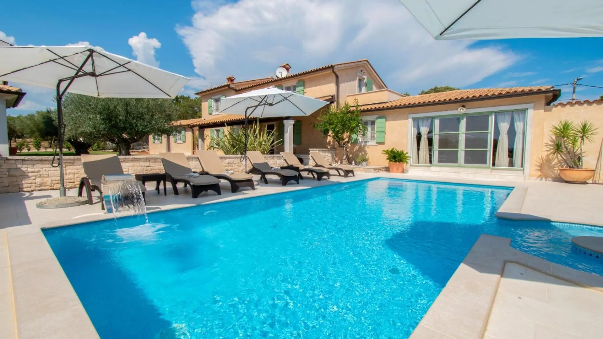 Villa Vlacich With Sea View Trgetari